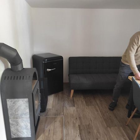 Klid Apartment Budyne nad Ohri ภายนอก รูปภาพ