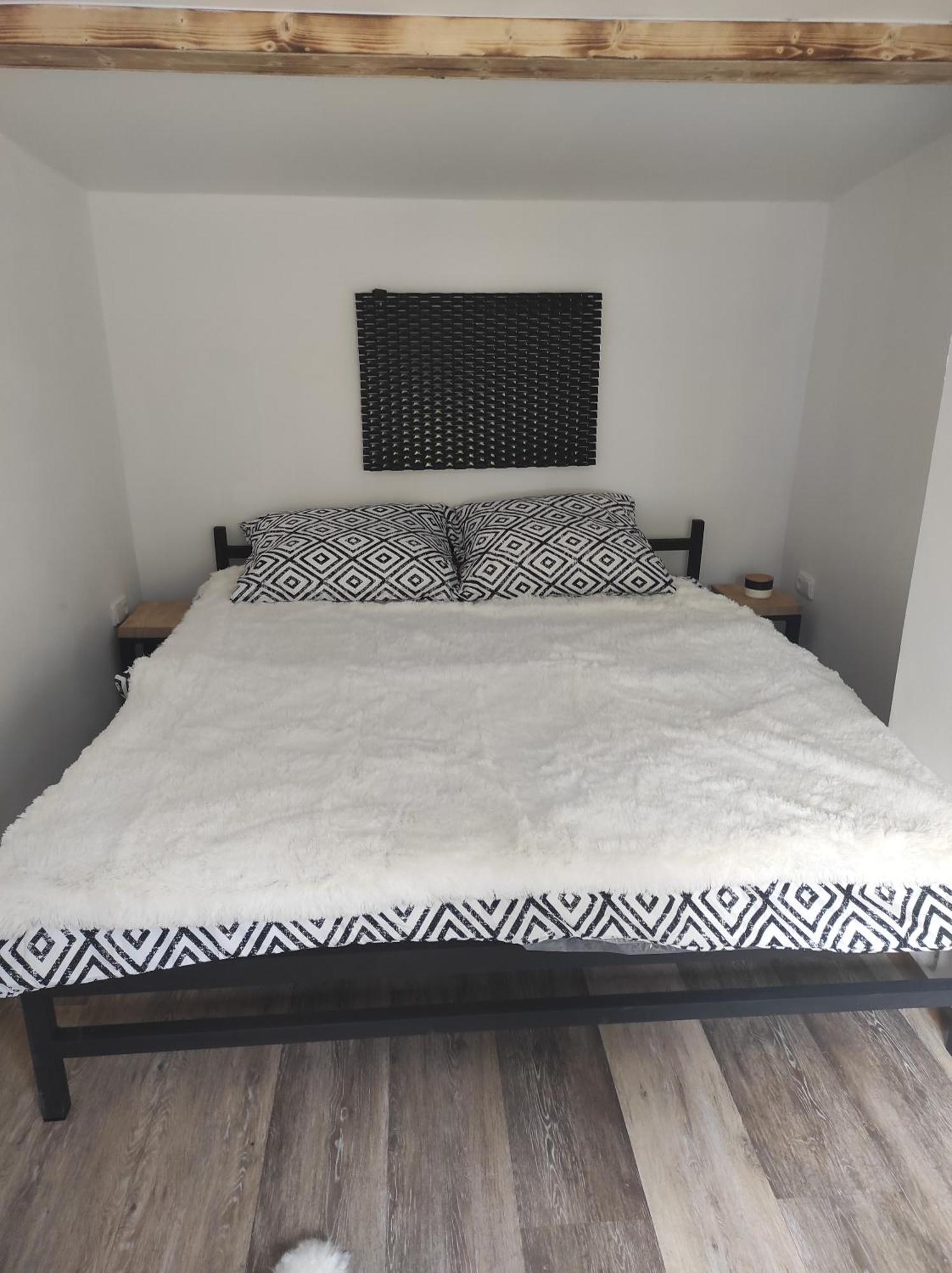 Klid Apartment Budyne nad Ohri ภายนอก รูปภาพ